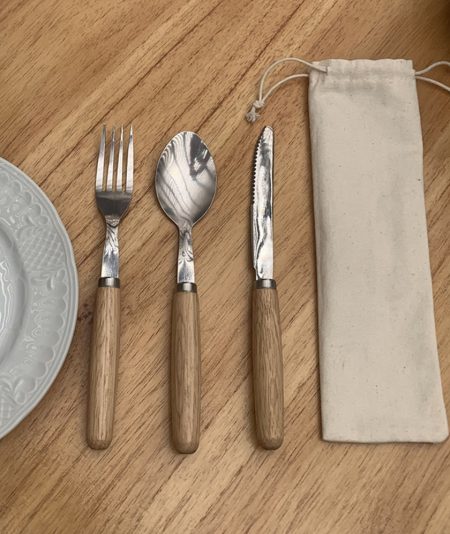 T628  SET DE CUBIERTOS MEALTIME
