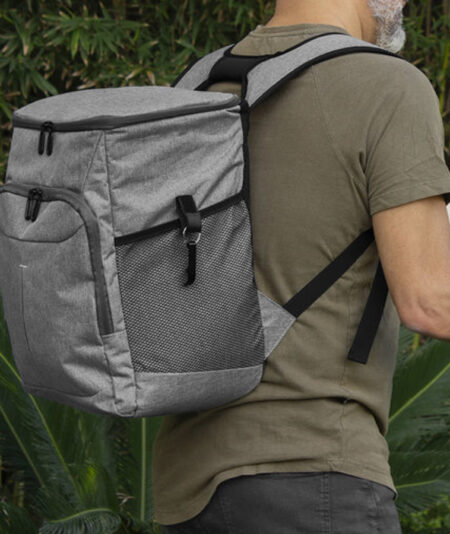 T759  MOCHILA COOLER RIBERA