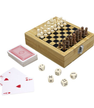 EN25  SET DE JUEGOS POKADA